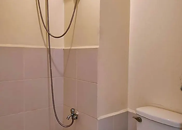 Budgetplace For Travelers W/unli Wifi & Netflix*19 3*